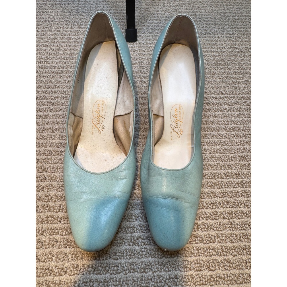 Vintage‎ L'Aiglon Light Blue Leather Kitten Heel Pumps Custom Made New York 9B